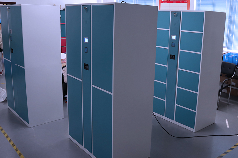 更衣智能储物柜